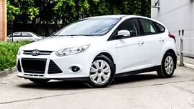Как заправить Ford Focus 3 на заправке в Балдинини